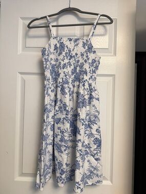 Universal Thread Blue Floral Print Dress